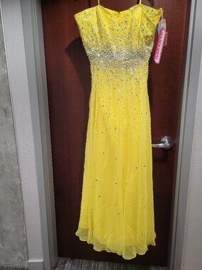 Mori Lee 95090 Size 24 Yellow Prom Dress
